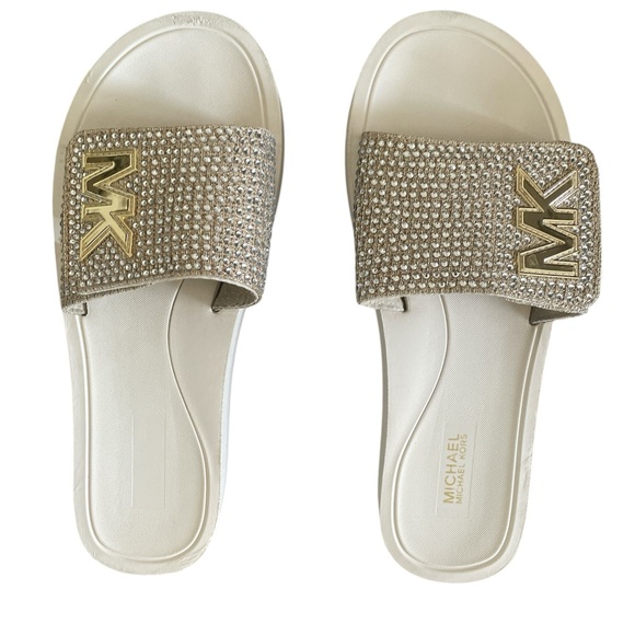 MICHAEL KORS
Embellished Platform Slide Sandal SIZE 8 - Picture 6 of 7